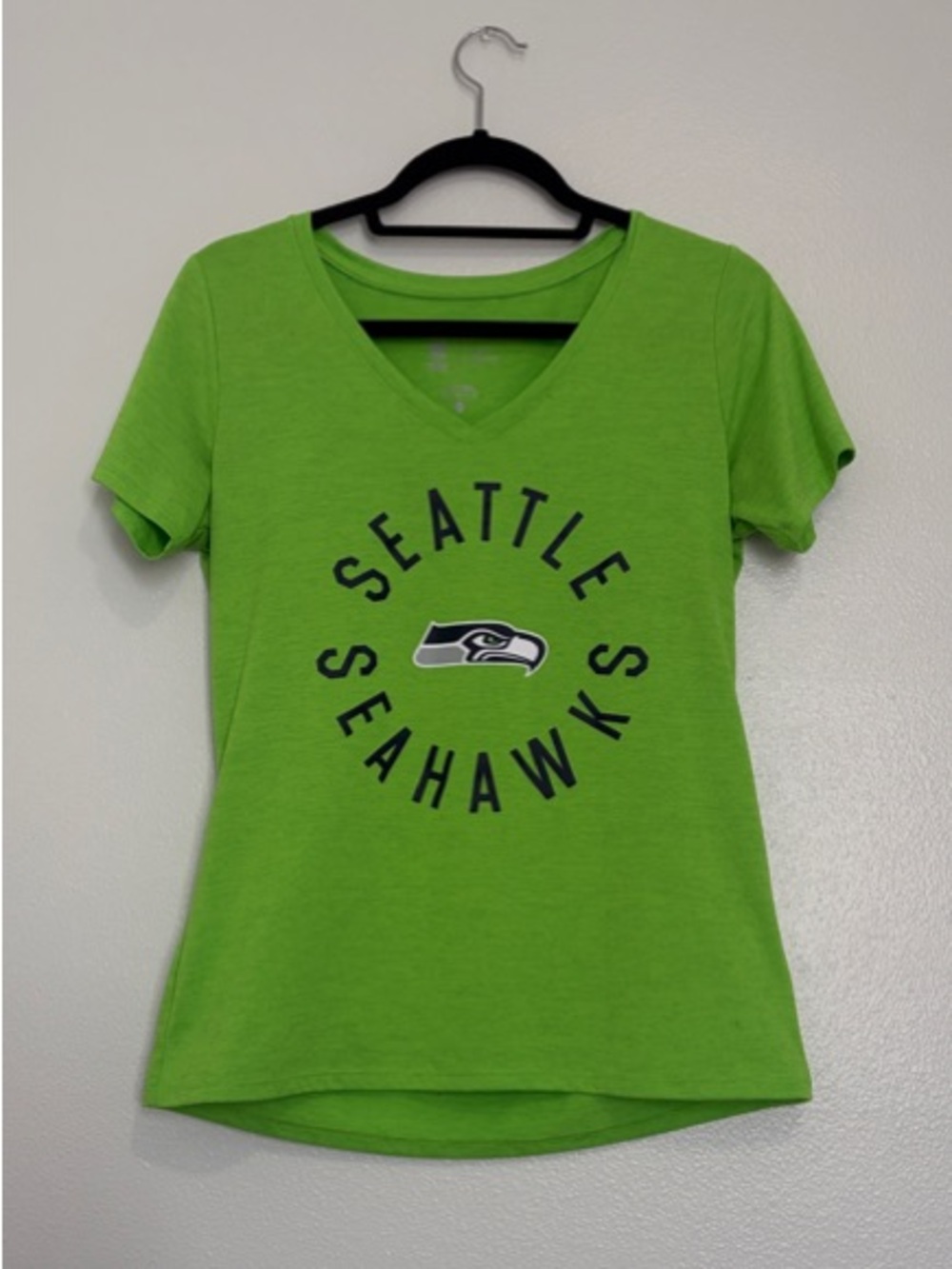 Nike Dri-FIT Seattle Seahawks V-Neck Tee – Women’s Small – Neon Green NFL Shirt